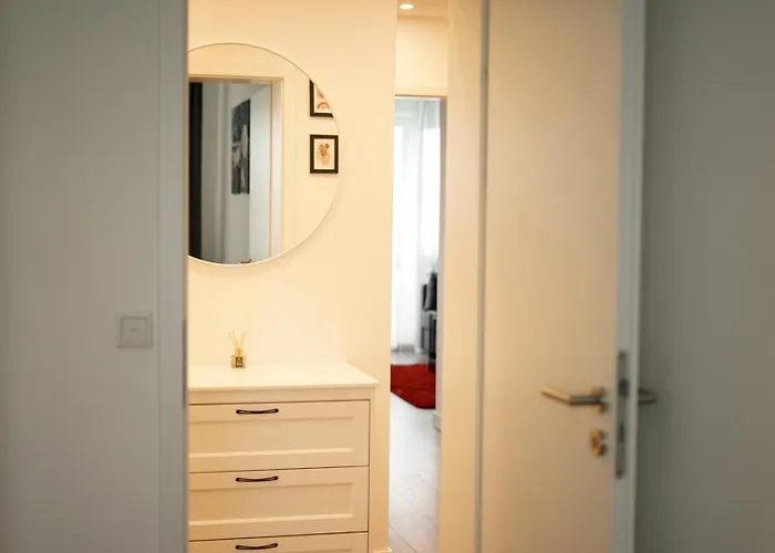 Moeblierte 3-Zimmer-Wohnung Nahe Duesseldorf In Duisburg-Sued