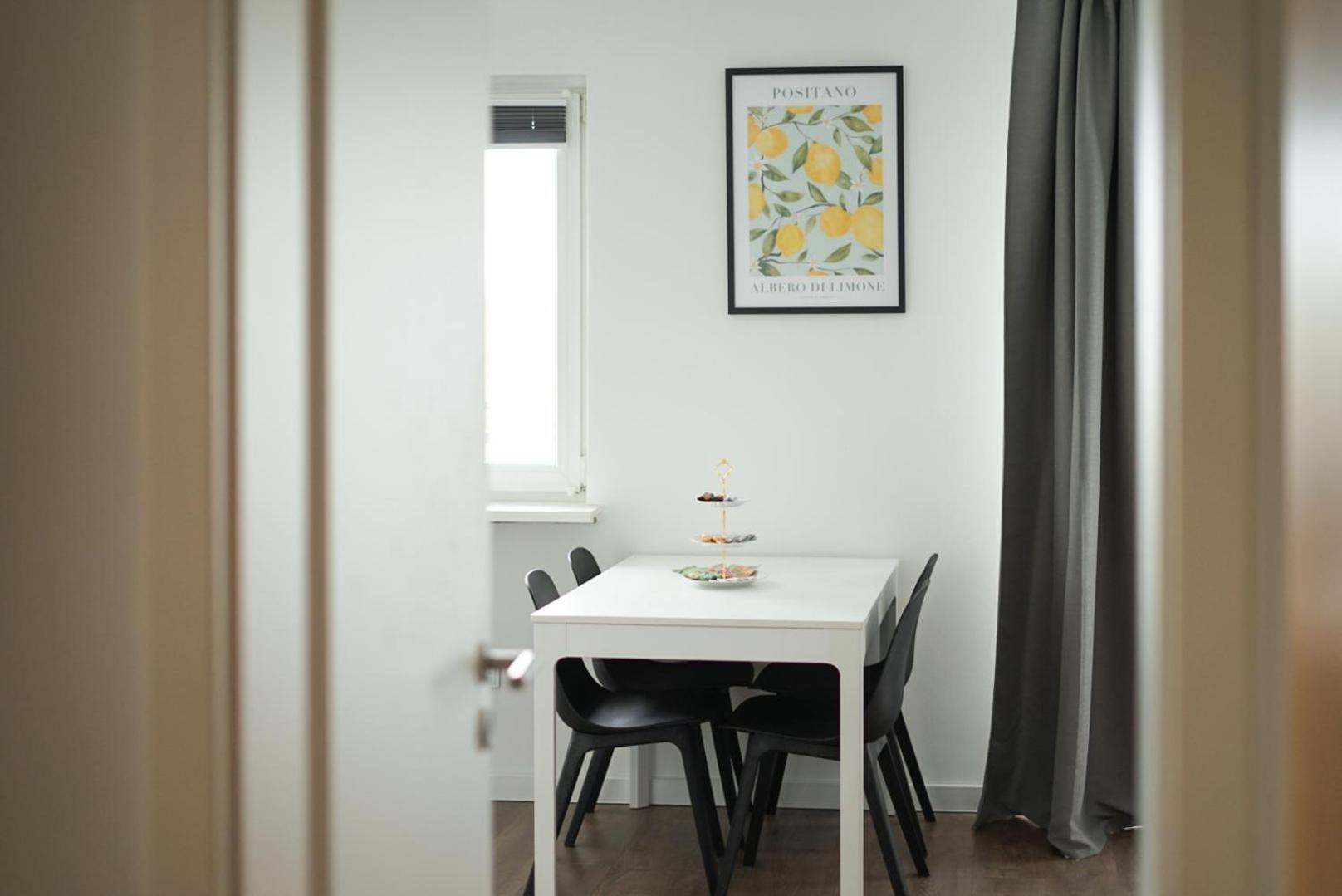 Moeblierte 3-zimmer-wohnung Nahe Duesseldorf In Duisburg-sued